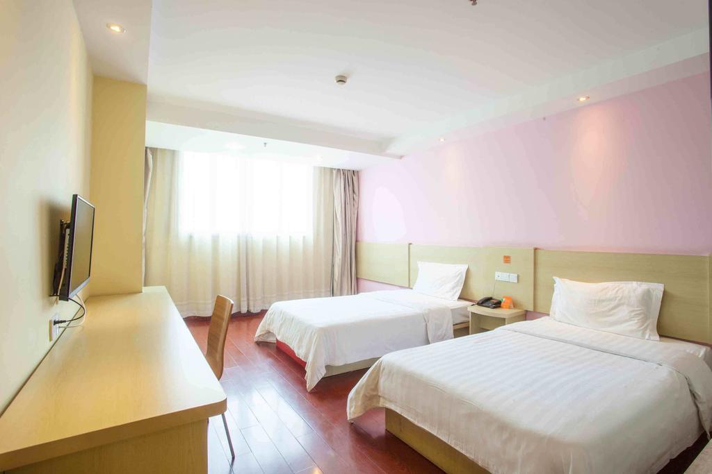 7Days Inn Zhuzhou Central Square Ruang foto