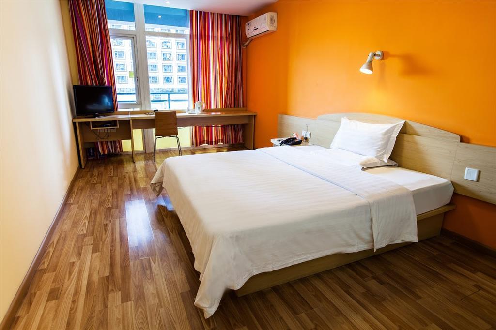 7Days Inn Zhuzhou Central Square Bagian luar foto