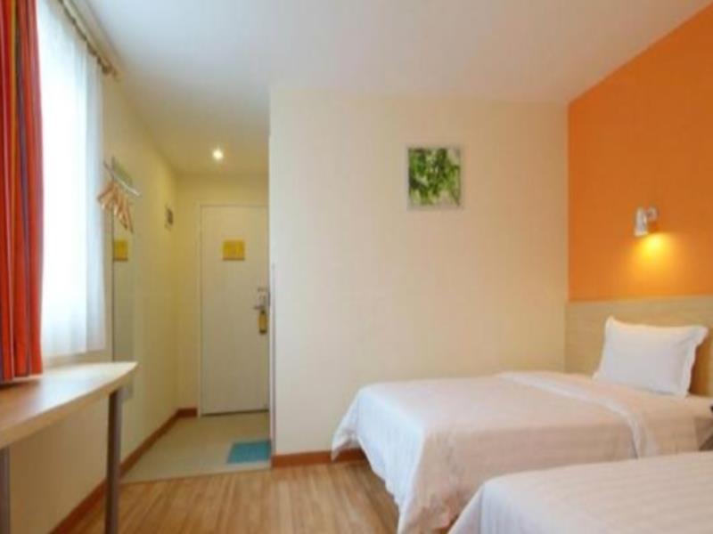 7Days Inn Zhuzhou Central Square Bagian luar foto